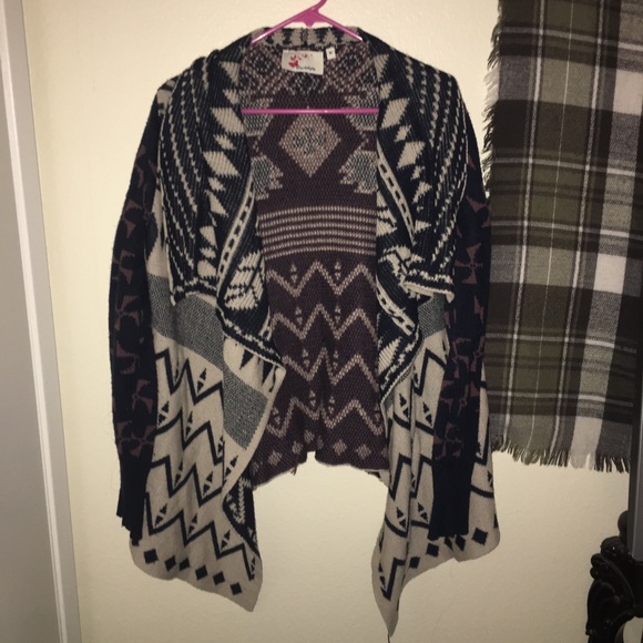 Jackets & Blazers - Sweater I’ve only wore a few times